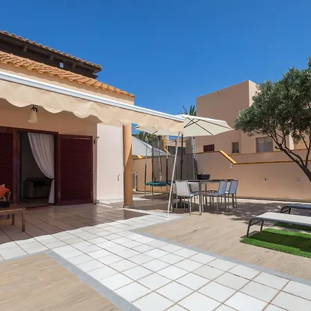 Home2book Coastal Paradise & Terrace,